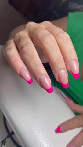 Niki Nail