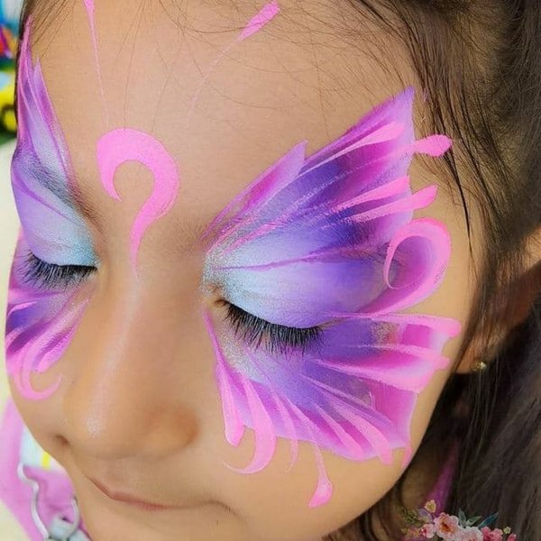 Makeup for little girls ...