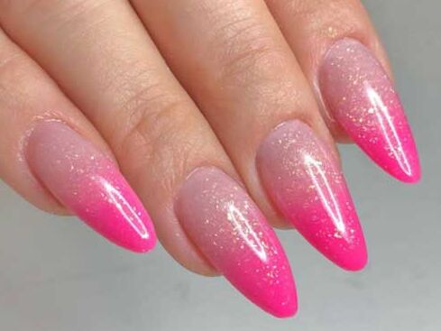 Розовый маникюр: 20 фото nail-дизайнов с разными оттенками ...