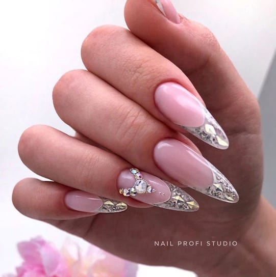 Маникюр с глиттером - идеи дизайна ногтей • Журнал NAILS