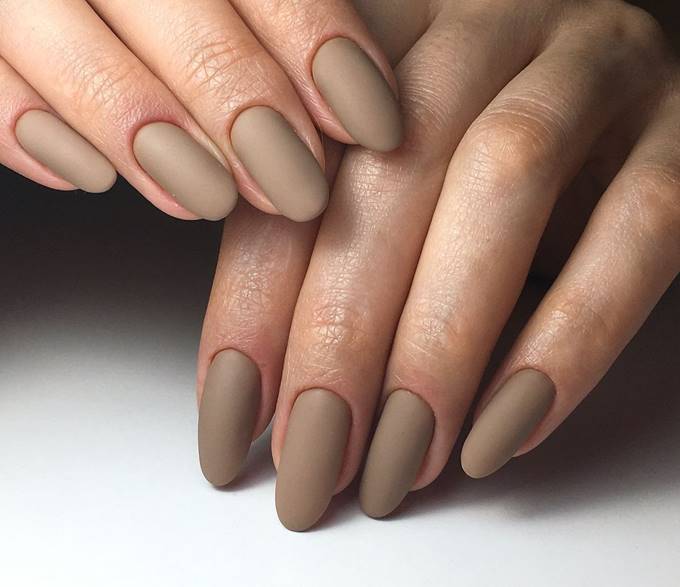 Красивые идеи маникюра на овальную форму - 20Nails