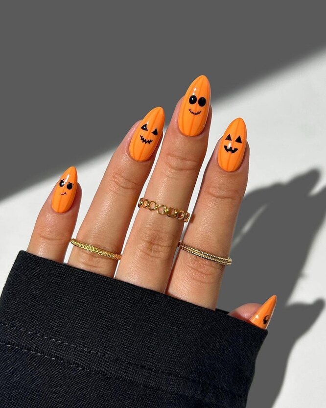 12 Halloween Nail Designs That You Can ...