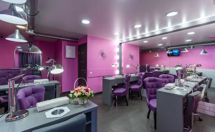 Nail club, студия красоты, улица Юных ...