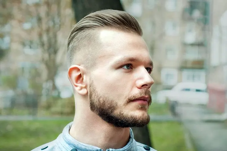 Мужская прическа top knot