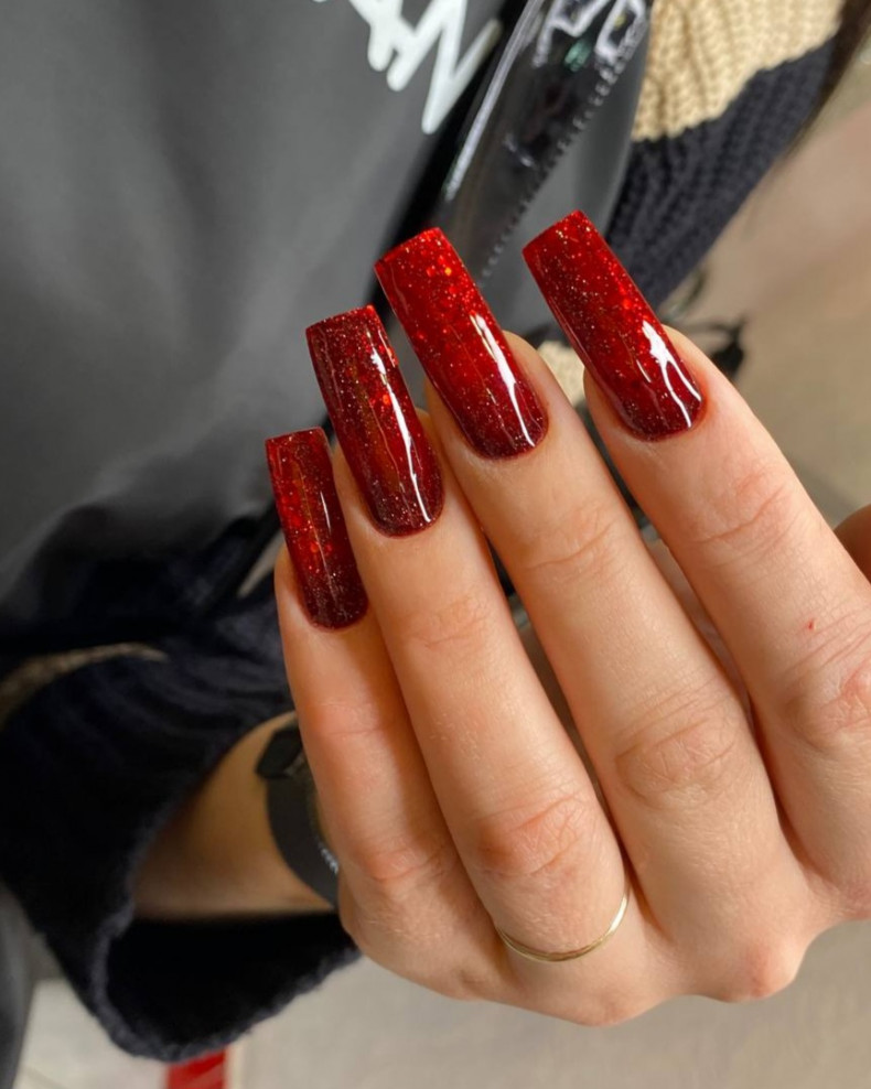 vampire nails ...