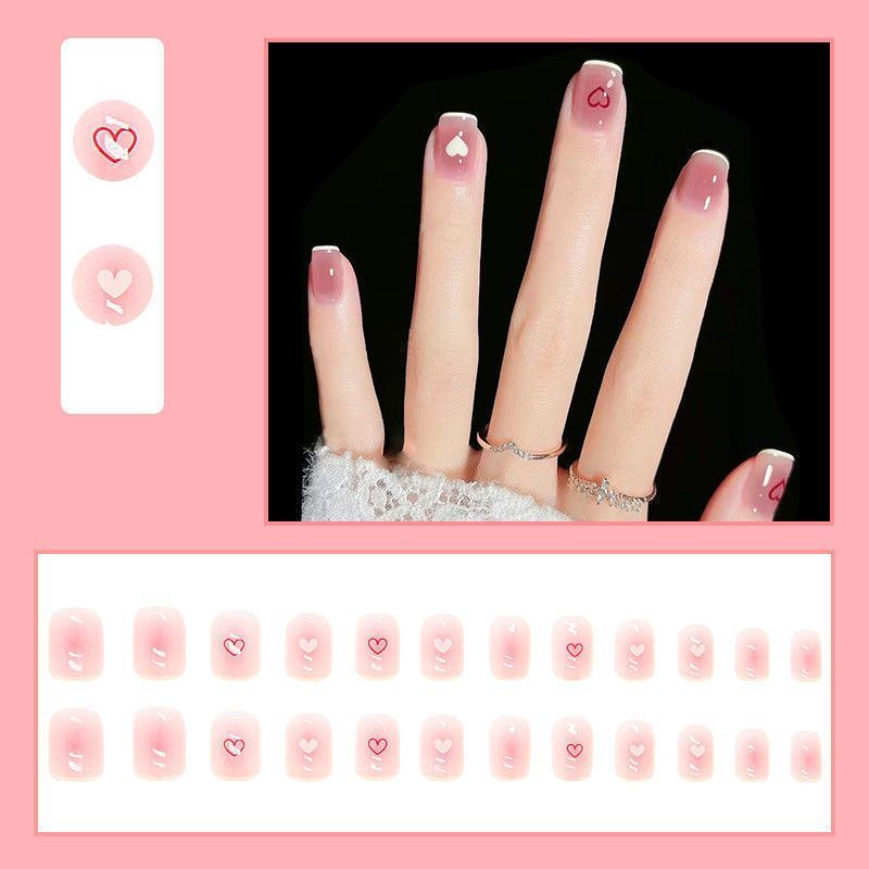 Маникюр в школу: 10 нежных идей для коротких ногтей💅 | theGirl