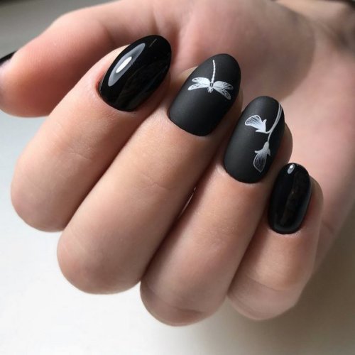 Черный маникюр - подборка лучших идей • Журнал NAILS