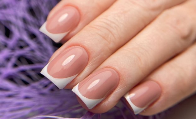 Аллергия у мастера по маникюру. Что делать? | kristallnails.ru