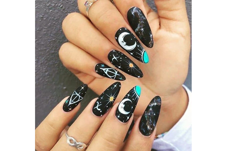 Космический маникюр: вирусный nail ...