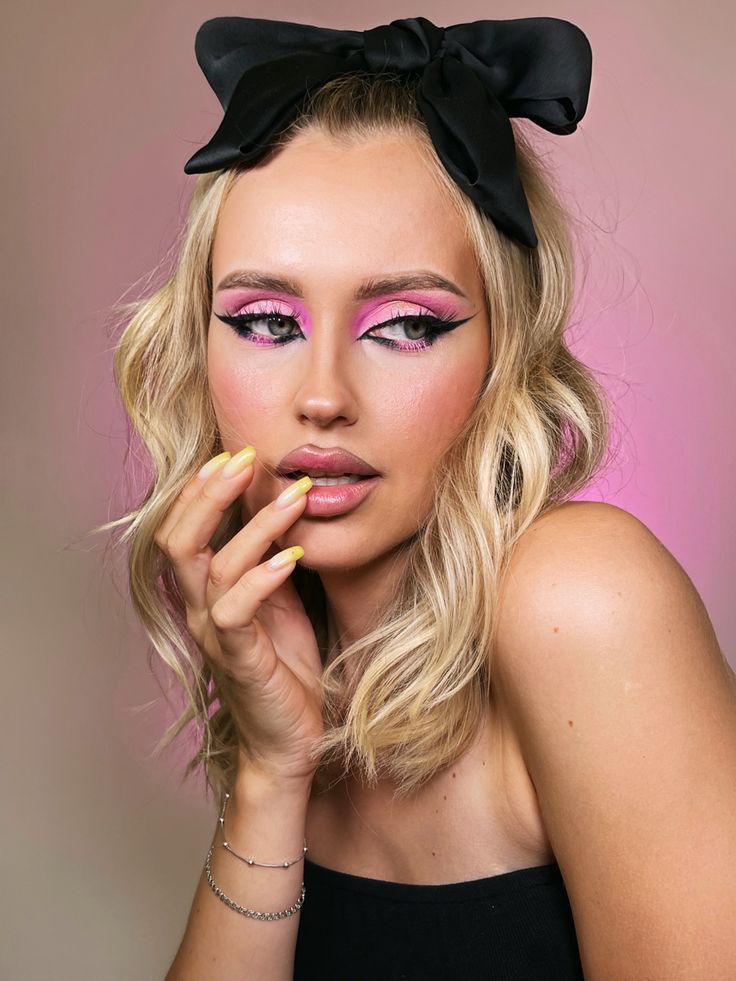 Макияж розовый тренд 2022 makeup pink