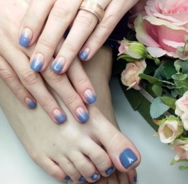 Маникюр и педикюр в четыре руки в Beautiful Nails.