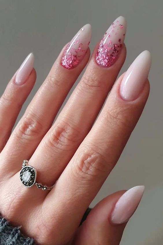 Розовый маникюр: 20 фото nail-дизайнов с разными оттенками ...